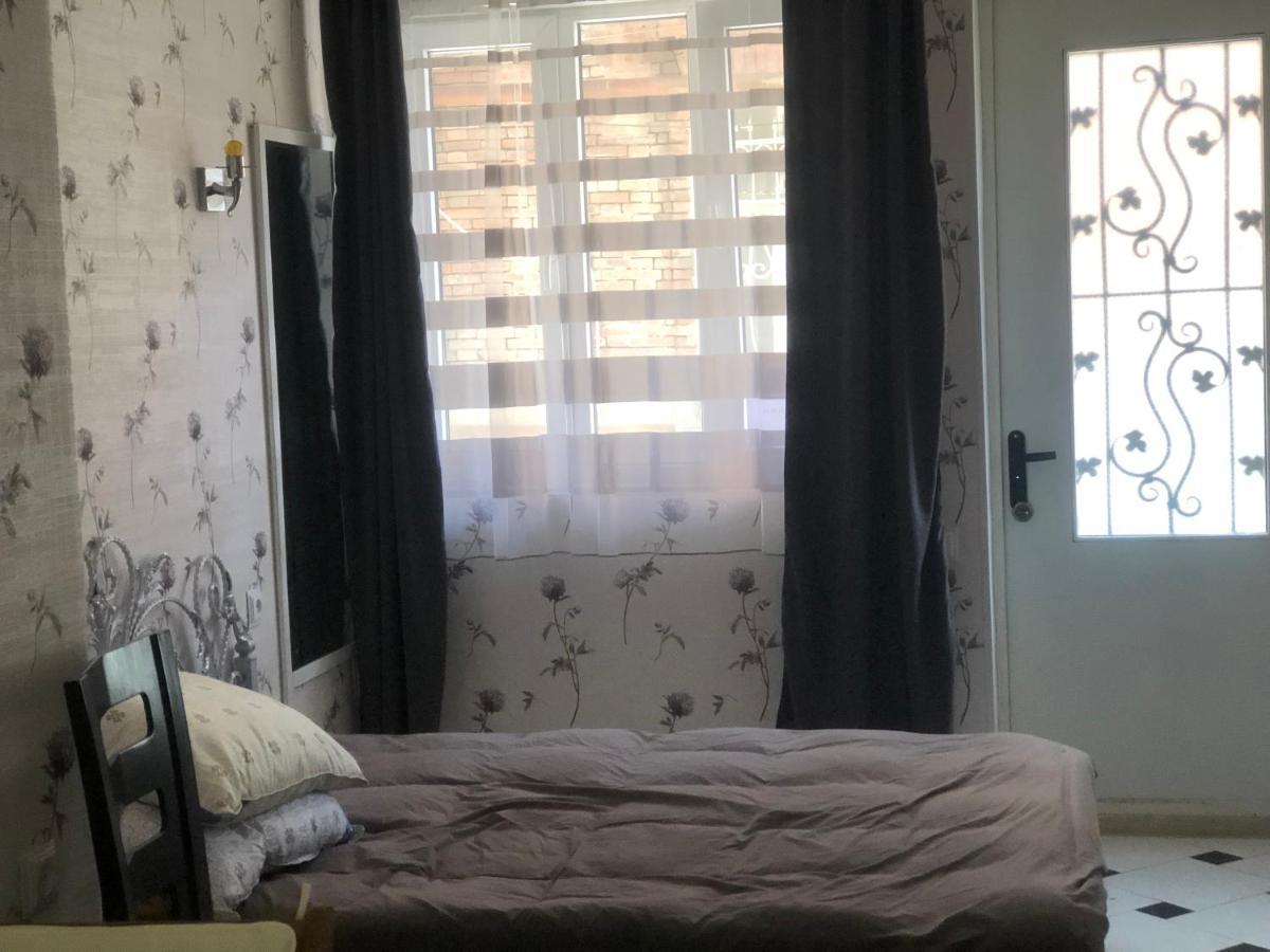 Appartment In Old Tbs, Near Holy Trinity Cathedral Tbilisi Ngoại thất bức ảnh